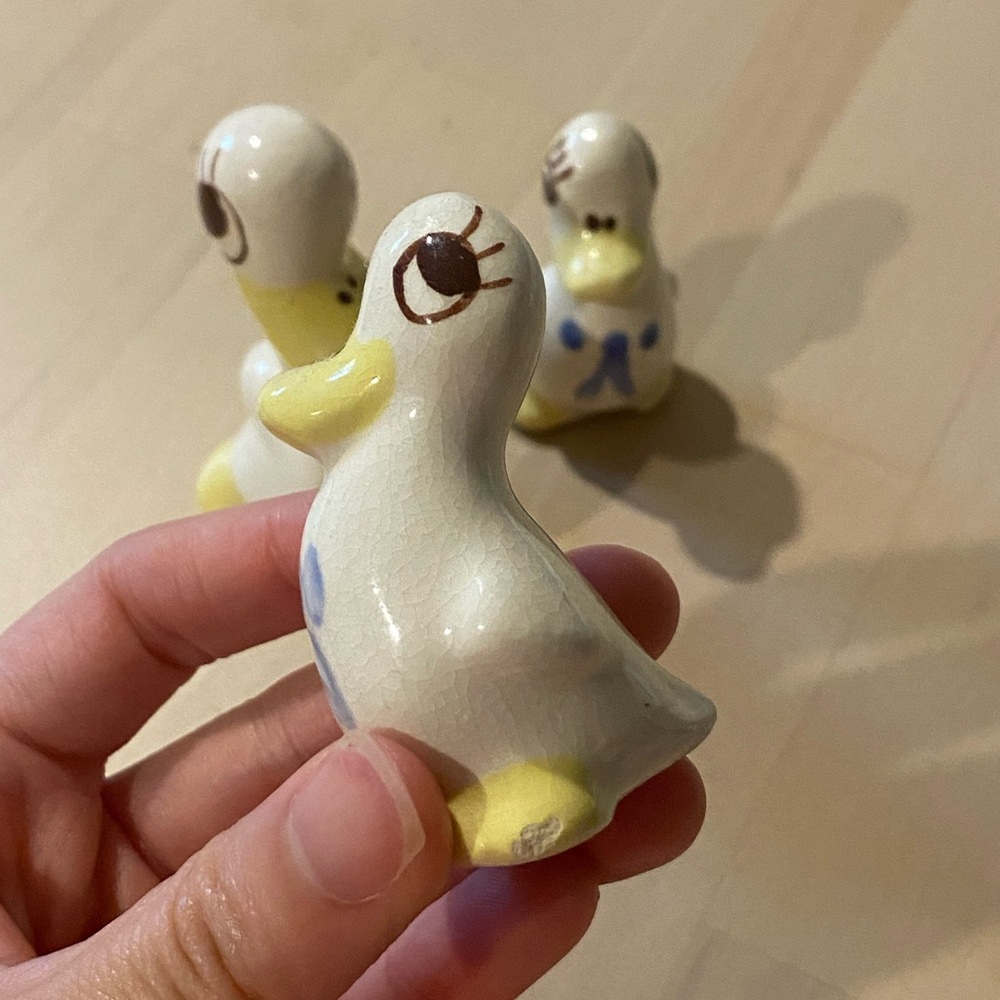 The Marvelous Mrs. Maisel Set Decoration 40's 50's Rio Hondo Ceramic Ducks - Picture 8 of 11
